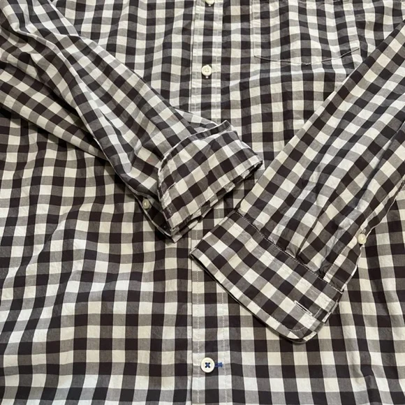Gap Button Up shirt - Picture 3 of 6